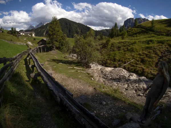 Κοιλάδα Του Νερόμυλου Στα Βουνά Dolomites Italy Longiaru Badia — Φωτογραφία Αρχείου