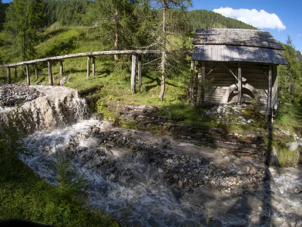 Water Molen Vallei Dolomieten Bergen Italië Longiaru Badia Vallei — Stockfoto