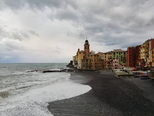 Tempestade Marítima Camogli Ligúria Itália Pitoresca Vila Pescadores — Fotografia de Stock