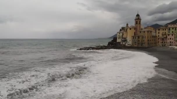 Mořská Bouře Camogli Ligurie Itálie Malebná Rybářská Vesnice — Stock video