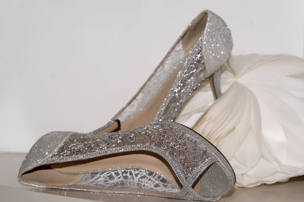 Casamento Mulher Sapatos Vestido Detalhe Tecido Perto — Fotografia de Stock