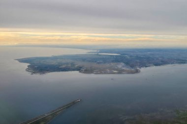 Danimarka havaalanından havalandıktan sonra Kopenhag hava manzaralı pencere manzarası