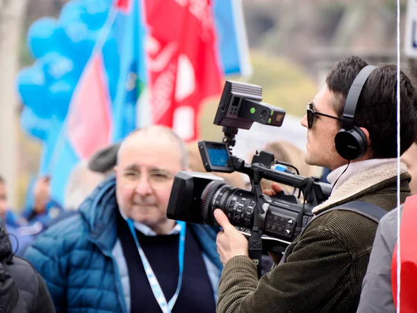 ROMA, İTALYA - 24 Kasım 2024 - İş ölümüne karşı sendika protestosu