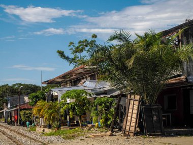 Estacion Cocorna Köyü Doradal Magdalena Nehri Kolombiya