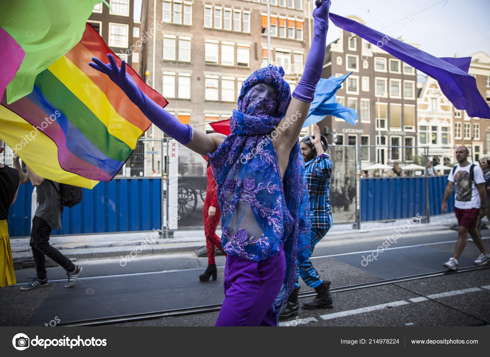 Gay parade – What's up with Amsterdam