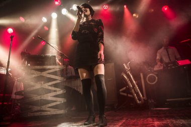 Amsterdam, Hollanda 16 Mart 2016: Fransız Kervan Sarayı konseri melkweg