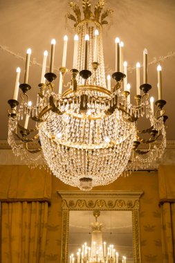 Güzel kristal cam avize