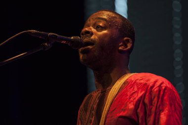 Amsterdam, Hollanda - 3 Temmuz 2015: Afrikalı grup Bko Quintet'in Bimhuis'te konseri, amsterdam roots kültür ve dünya müzik festivali kapsamında.