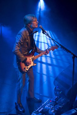 Amsterdam, Hollanda - 21 Şubat 2016: İngiliz psychedelic rock grubu Kula Shaker'ın Paradiso konser salonunda ki Albüm albümü K 2.0 için konseri