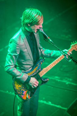 Amsterdam, Hollanda - 21 Şubat 2016: İngiliz psychedelic rock grubu Kula Shaker'ın Paradiso konser salonunda ki Albüm albümü K 2.0 için konseri