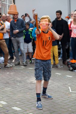 Amsterdam, Hollanda, 30 Nisan 2014: resmi ulusal bayram Kral günü kutlaması - Koningsdag - Kral Willem'in doğum gününü kutlamak için her yıl 30 Nisan'da tüm ülkede düzenlendi
