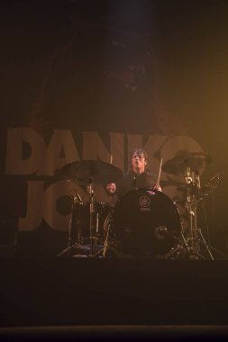 Amsterdam, Hollanda - 19 Mart 2017: Kanadalı hard rock heavy metal grubu Danko Jones'un Melkweg konseri
