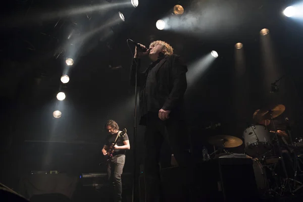 阿姆斯特丹 2018年2月10日 比利时摇滚乐队Tjens Matic与歌手阿尔诺在梅尔克韦格会场的音乐会 — 图库照片