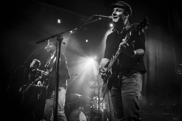 Amsterdam Hollanda Mart 2016 Rock Grubu Bombay Street Paradiso Konseri — Stok fotoğraf