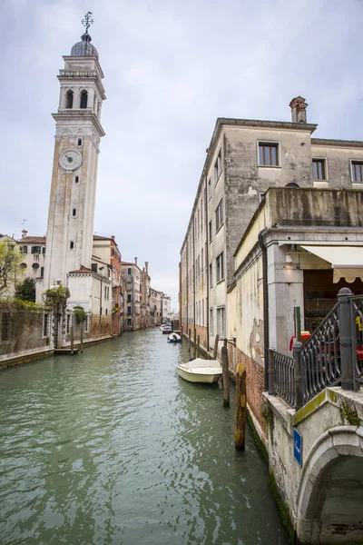 Small Canal Chiesa San Giorgio Dei Greci Church Bell Tower — Stock Photo, Image