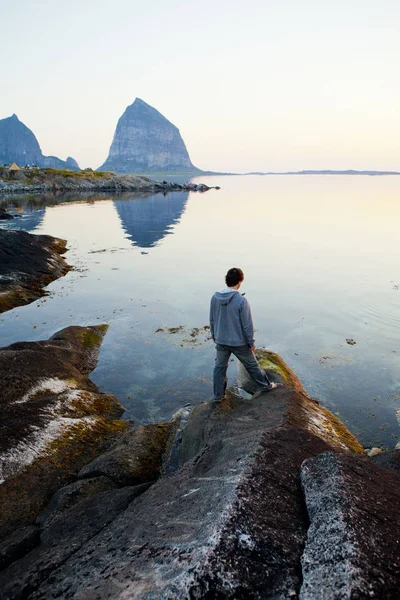 Paesaggio Norvegese Sole Mezzanotte — Foto Stock