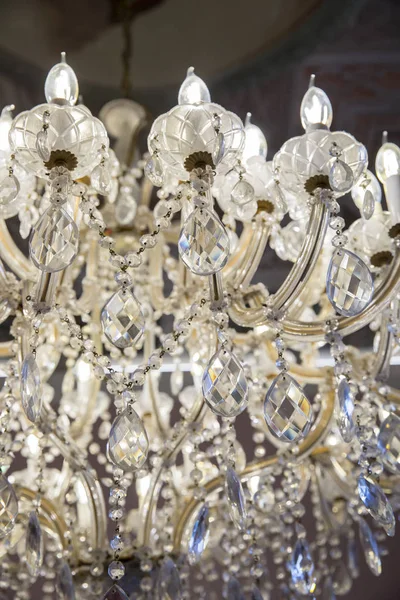 Close Ancient Crystal Chandelier — Stock Photo, Image