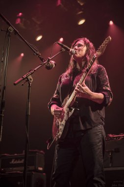 Amsterdam, Hollanda - 22 Ekim 2017: Amerikalı alternatif rock grubu Breeders'ın 1989'da Kim Deal of the Pixies tarafından Amsterdam'daki Venue Melkweg'de kurduğu konseri