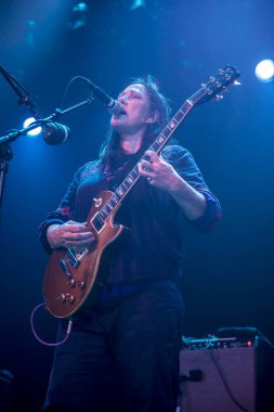 Amsterdam, Hollanda - 22 Ekim 2017: Amerikalı alternatif rock grubu Breeders'ın 1989'da Kim Deal of the Pixies tarafından Amsterdam'daki Venue Melkweg'de kurduğu konseri