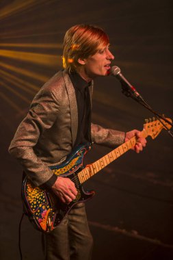 Amsterdam, Hollanda - 21 Şubat 2016: İngiliz psychedelic rock grubu Kula Shaker'ın Paradiso konser salonunda ki Albüm albümü K 2.0 için konseri