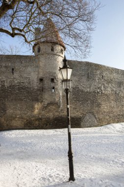 Tallin 'in eski şehir duvarları, Estonya