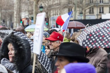 Paris, Fransa 10 Ocak 2016: Bombalama ve silahlı saldırı kurbanlarıanısına tören, Charlie Hebdo terör saldırısı anısına 