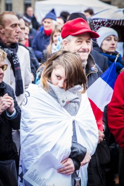 Paris, Fransa 10 Ocak 2016: Bombalama ve silahlı saldırı kurbanlarıanısına tören, Charlie Hebdo terör saldırısı anısına 