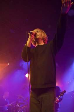 Amsterdam, Hollanda - 17 Şubat 2018 - İngiliz rock grubu The Charlatans'ın Paradiso Noord -De Tolhuistuin konseri