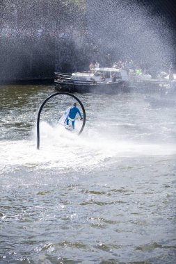 Amsterdam, Hollanda 06 Ağustos 2016: Insan hakları ve sivil eşitliğin korunması için yıllık etkinliğe katılanlar 