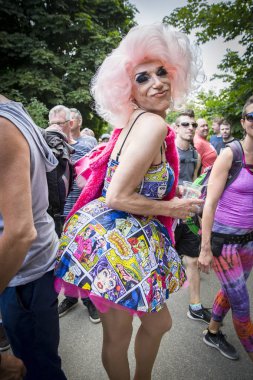Amsterdam, Hollanda 23 Temmuz 2016: Pembe Cumartesi Gay Euro Pride kutlamaları Vondelpark
