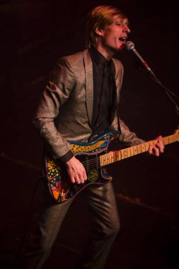 Amsterdam, Hollanda - 21 Şubat 2016: İngiliz psychedelic rock grubu Kula Shaker'ın Paradiso konser salonunda ki Albüm albümü K 2.0 için konseri