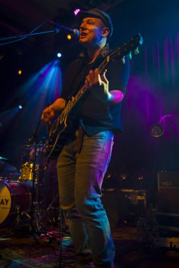 Amsterdam, Hollanda 18 Mart 2016: Rock grubu 77 Bombay Street'in paradiso konseri