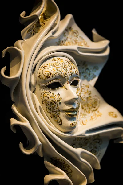 Carnaval Venetiaans Masker Zwarte Achtergrond — Stockfoto
