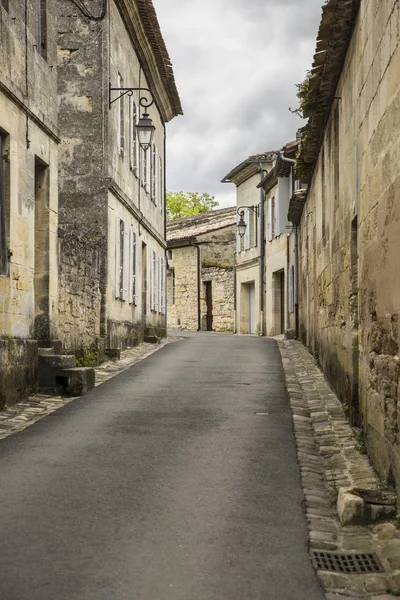 Straat Van Het Franse Middeleeuwse Dorp Saint Emilion Frankrijk — Stockfoto