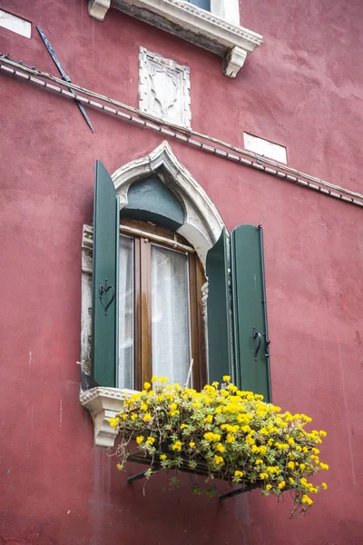 Typisk Venetiansk Stil Fönster Venedig Italien — Stockfoto