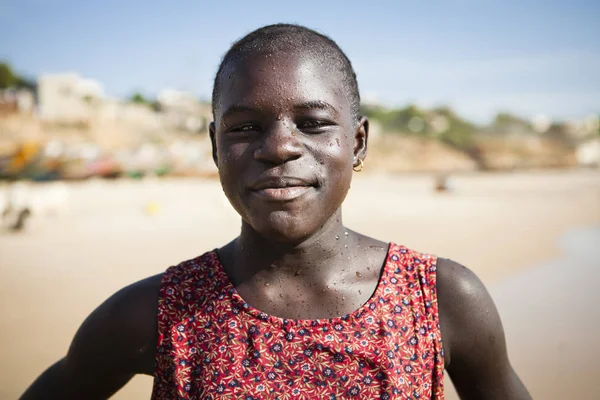 Senegal Ndayane Listopadu 2013 Neidentifikované Senegalské Děti Pláži Ndayane Hrají — Stock fotografie