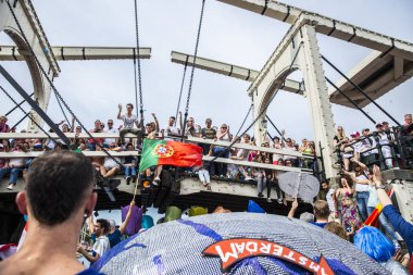 Amsterdam, Hollanda - 1 Ağustos 2015: Katılımcıların korunması insan hakları ve sivil eşitlik - Prinsengracht, Amsterdam Eşcinsel gurur geçit için yıllık olay