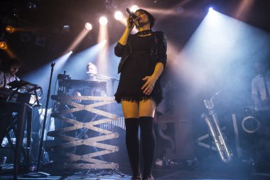 Amsterdam, Hollanda 16 Mart 2016: Fransız Kervan Sarayı konseri melkweg