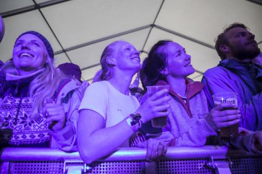 Utrecht, Hollanda - 11 Aralık 2016: Utrecht 'teki Tivoli Vredenburg' da konser