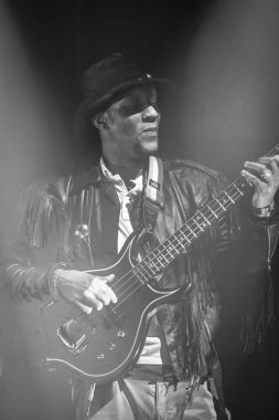 Utrecht, Hollanda - 11 Aralık 2016: Kongolu grup Mbongwana Star'ın Utrecht'teki Tivoli Vredenburg konseri