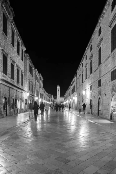 Dubrovnik Croacia Mayo 2016 City Bell Tower Stradun Calle Principal — Foto de Stock