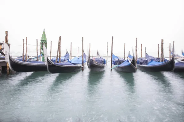 Gôndolas Movimento Frente Praça San Marco Veneza Itália — Fotografia de Stock