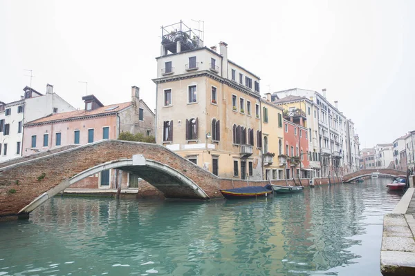 Typical Little Venetian Romantic Canal Mist Venice Italy — Stock Photo, Image