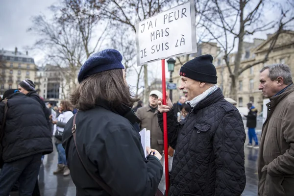 París Francia Enero 2016 Place Repbublique Ceremonia Para Conmemorar Las — Foto de Stock