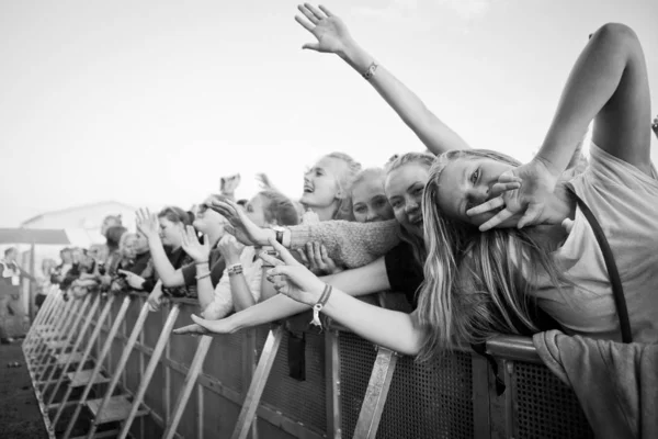 Traena Noruega Julio 2016 Concierto Banda Noruega Punk Rock Kuuk — Foto de Stock