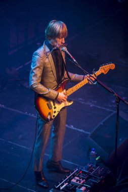 Amsterdam, Hollanda - 21 Şubat 2016: İngiliz psychedelic rock grubu Kula Shaker'ın Paradiso konser salonunda ki Albüm albümü K 2.0 için konseri