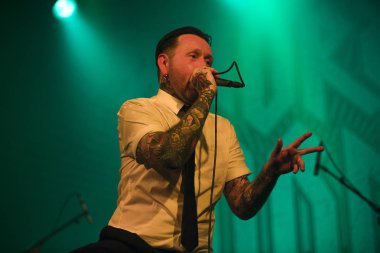 Amsterdam, Hollanda - 19 Mart 2017: Kanadalı hard rock grubu Danko Jones'un Norveçli hard rock grubu Audrey Horne Concert ile Melkweg'de destek hareketi