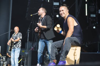 Nyon, İsviçre - 20 Temmuz 2017: Fransız ska grubu Tryo'nun Paleo Festivali'nde konseri