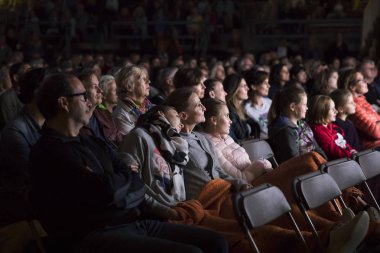 Amsterdam, Hollanda - 17 Ağustos 2018: 16-25/08/2018 tarihleri arasında düzenlenen dünya film festivali Vondelpark Openluchttheater'da Kenya filmi Supa Modo'nun açık hava gösterimi