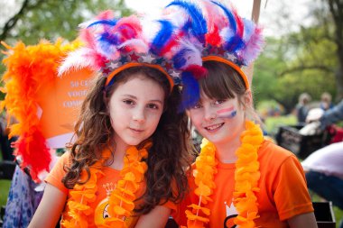 Amsterdam, Hollanda, 30 Nisan 2014: resmi ulusal bayram Kral günü kutlaması - Koningsdag - Kral Willem'in doğum gününü kutlamak için her yıl 30 Nisan'da tüm ülkede düzenlendi